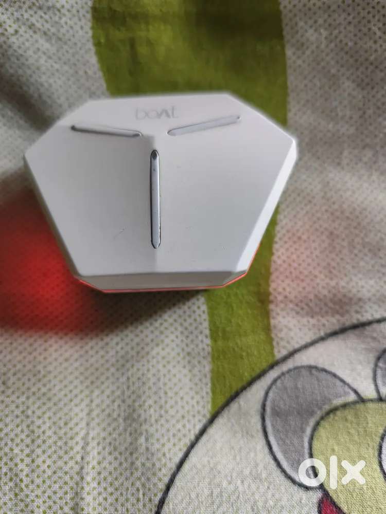 Boat earphone
