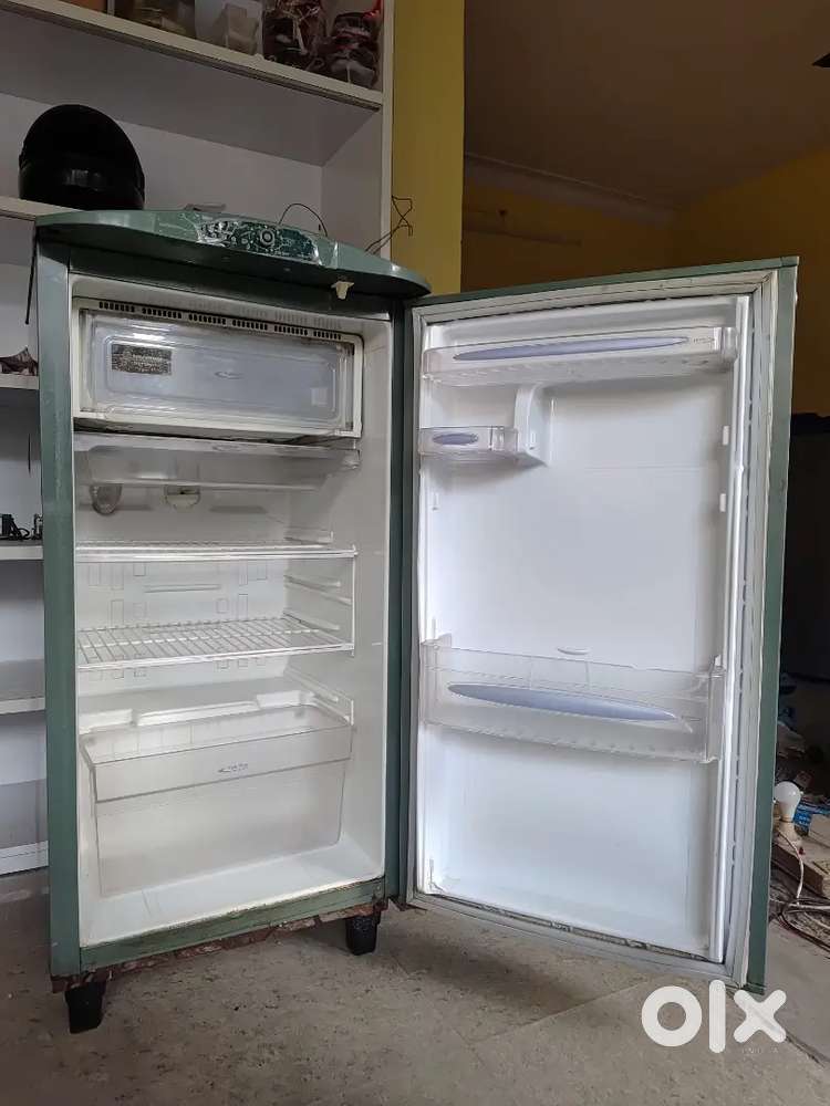 Single Door Freezer