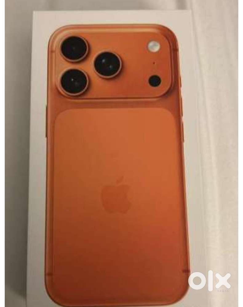 Iphone 17 pro max  cosmic orange 512 gb indian mobile sealed box