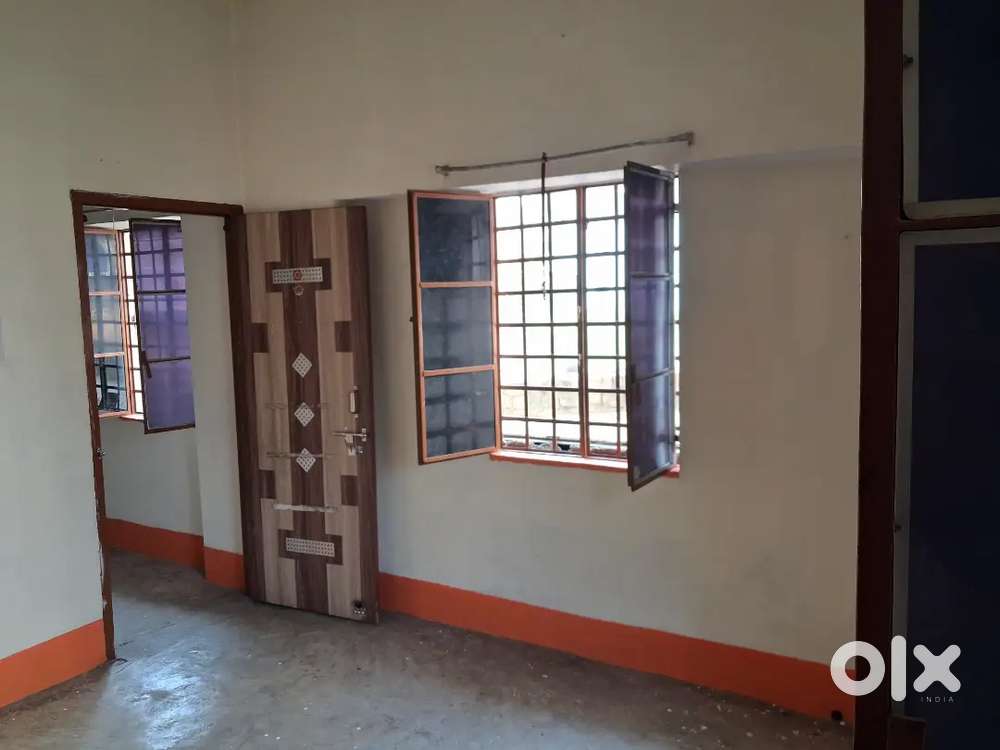 Lighted Room 3BHK Room in Ground floor Available