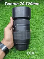 Tamron AF 70-300mm f/4-5.6 Di LD Macro 1:2 Telephoto Zoom lens.