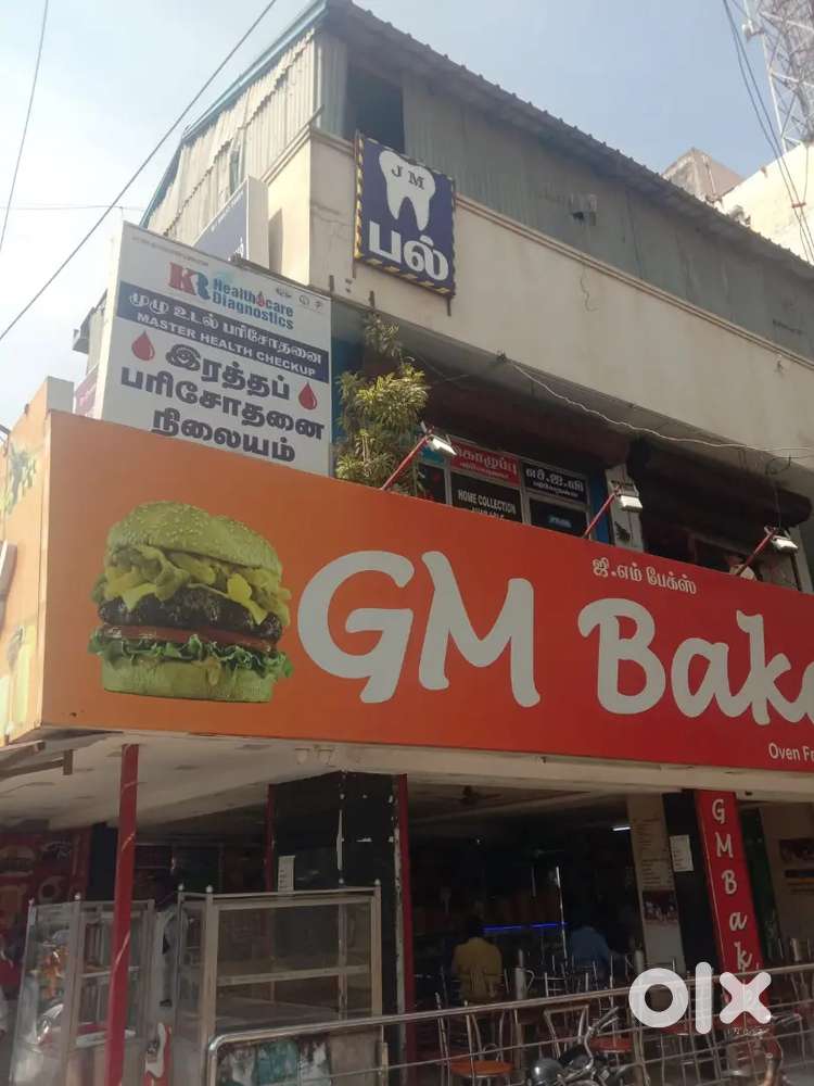 1st floor,750sq feet shop space for rent,selvapuram main road