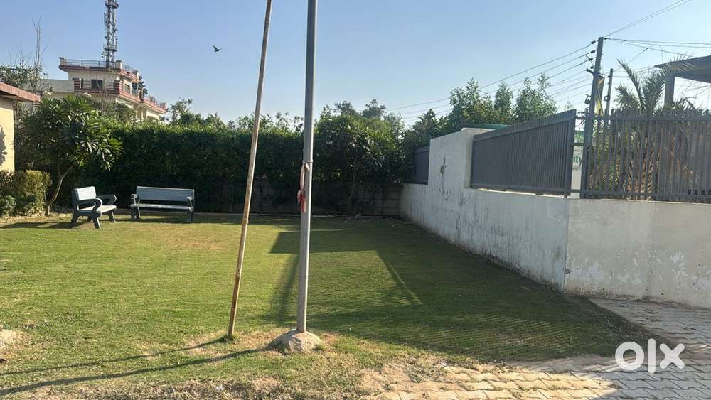 100 sqyrd plots for sale