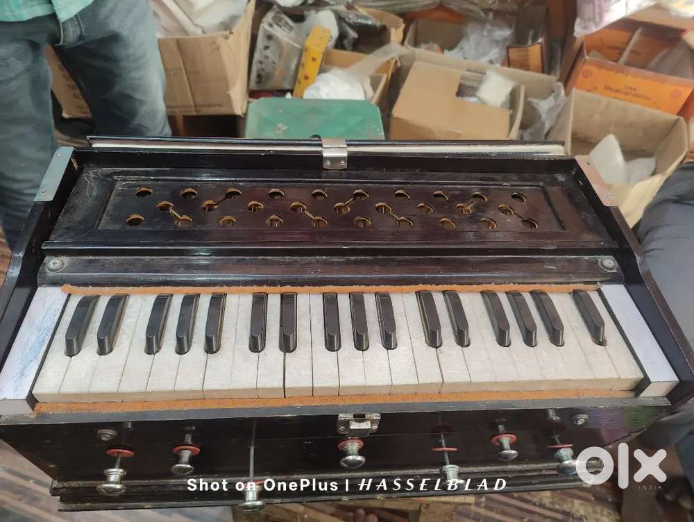 Harmonium need to sale