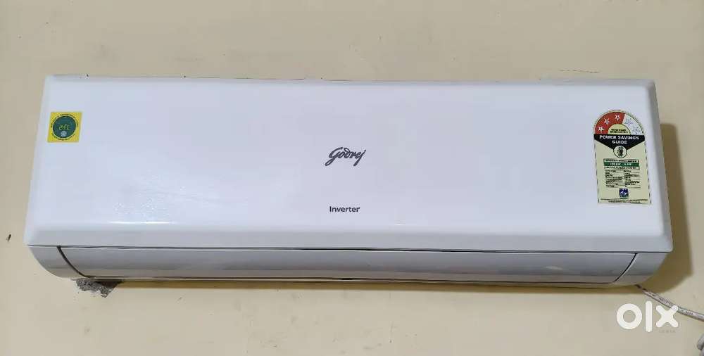 Godrej 1 ton  AC 9 mahine purana hain bas or 3 mahine chali hain