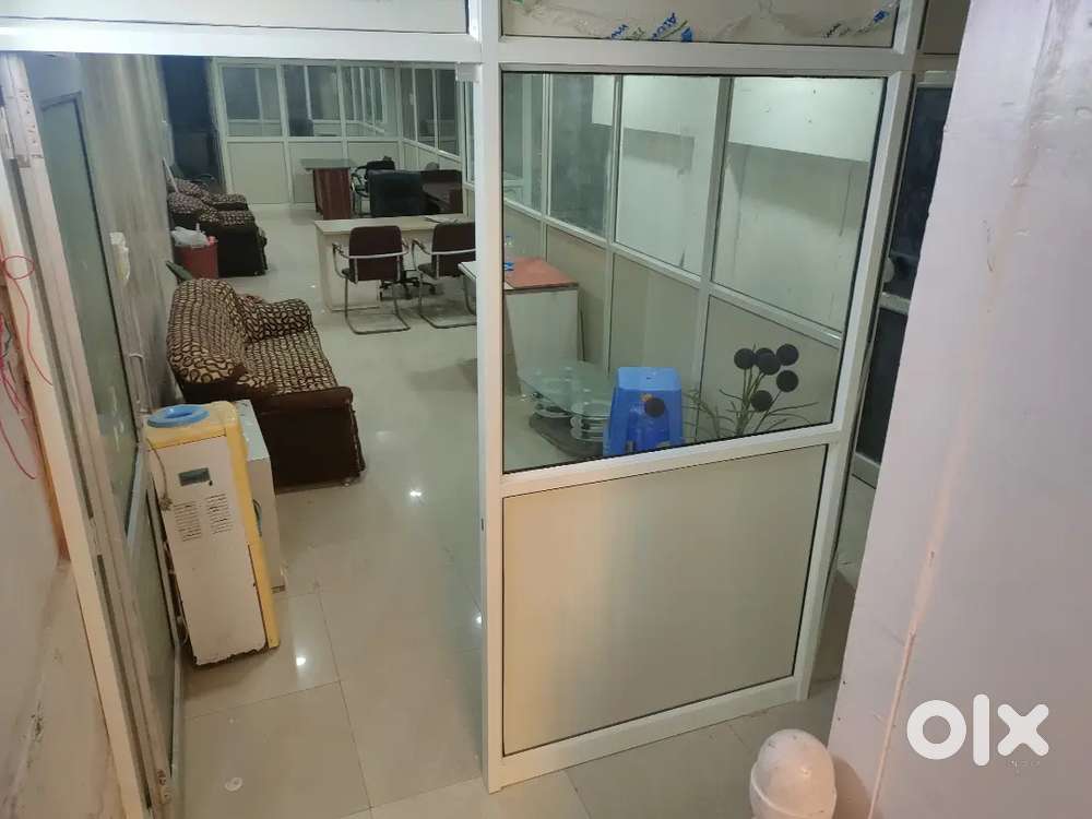 READY TO MOVE IN OFFICE AVAILABLE FOR RENT