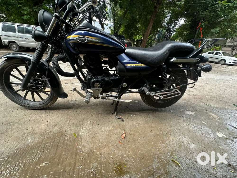 Perfect budget cruiser Bajaj Avenger 150 Street 2016