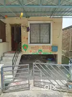 रो हाऊस विकणे आहे