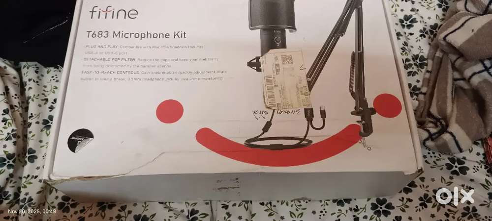 Fifine microphone kit as new as it was