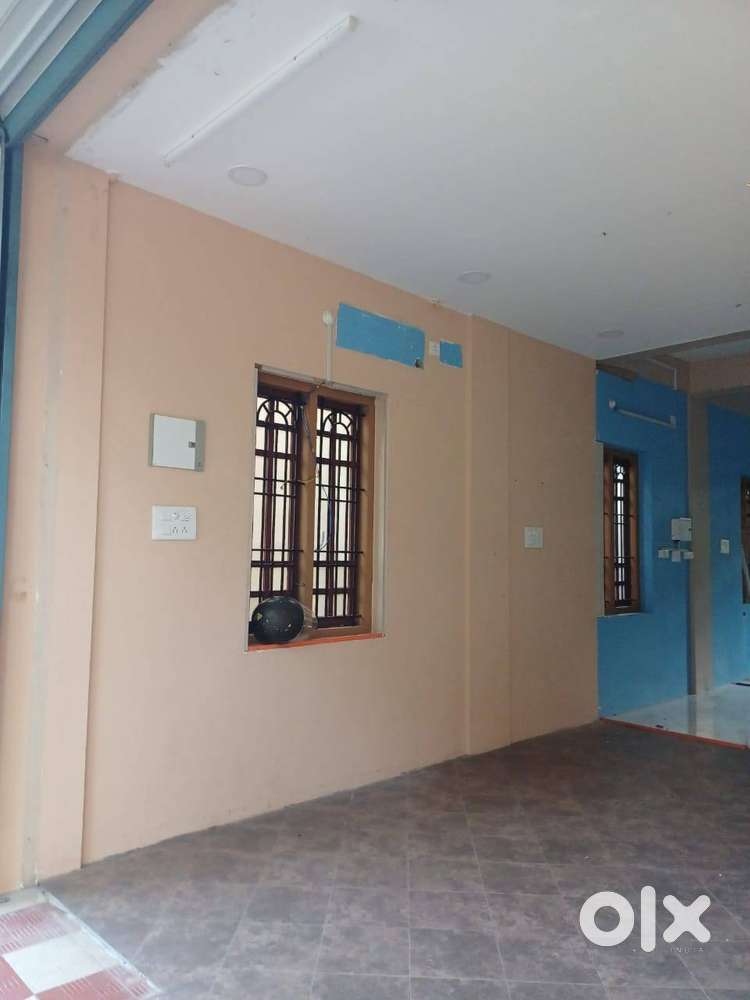 Shop/Office for rent