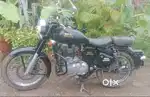 Black beauty Classic 500 Royal Enfield