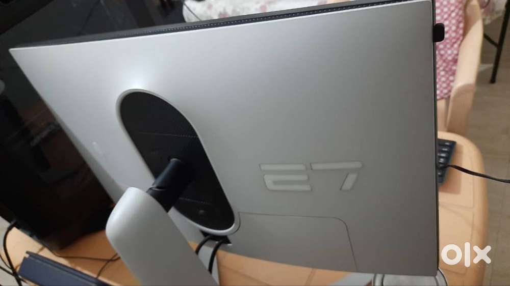Gaming monitor 280hz Dell Alienware AW2723DF