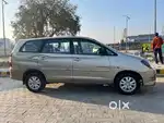 Toyota Innova 2011