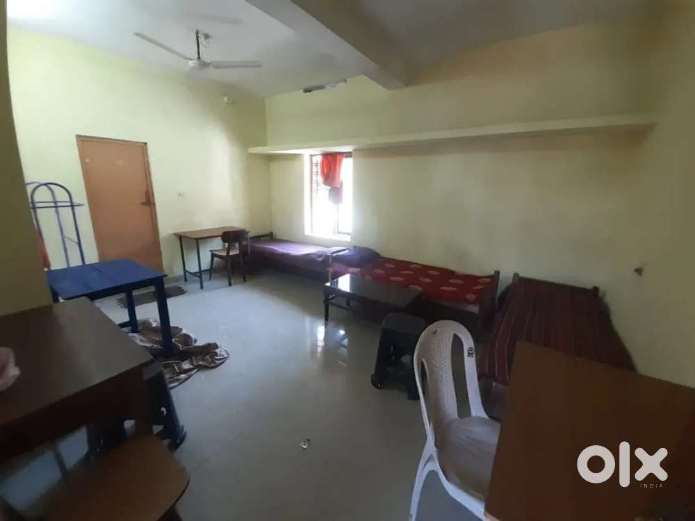 Boys PG at vanchiyoor, thampanoor, Pettah