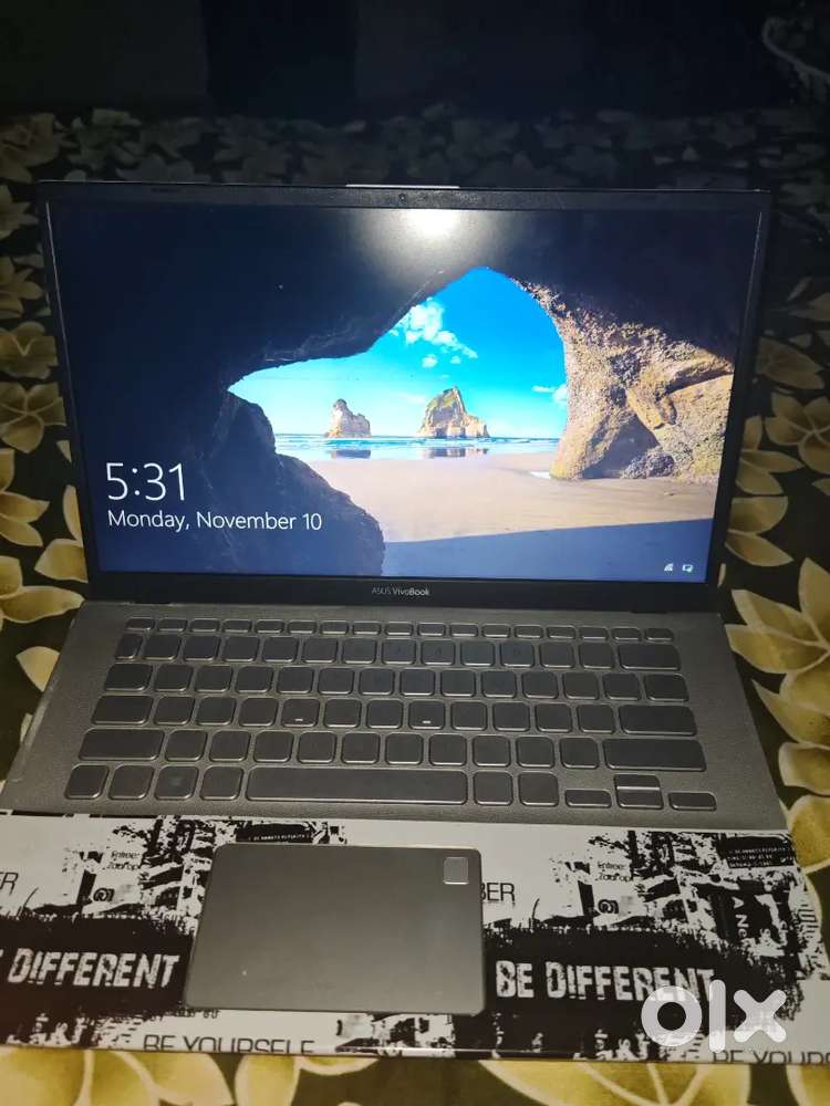 Need to sell Laptop ( Asus Vivobook 14, AMD Ryzen 5)