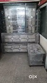 5*6 storege bed & 3 dor kabot