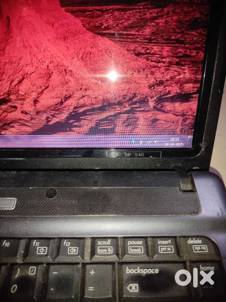 Hp laptop 2gp ram 160 GP battery 2&3 hours