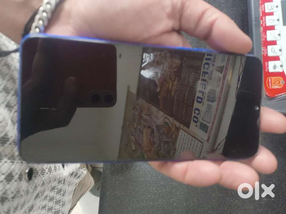 2 year old  condition ok realme 3 pro 4 gb ram 64 gb storage