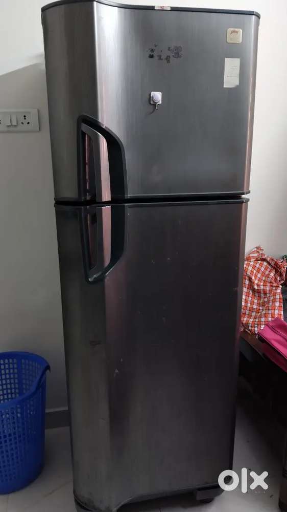Godrej 283 liters refrigerator