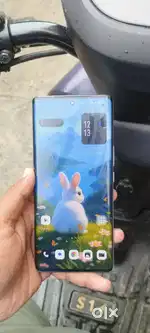 iQOO z7pro 8/256gb mint condition, only camera glass broken
