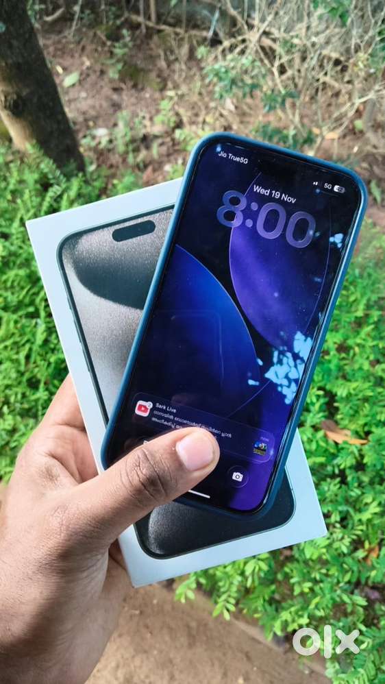 15 pro max natural titanium full box with new chrger