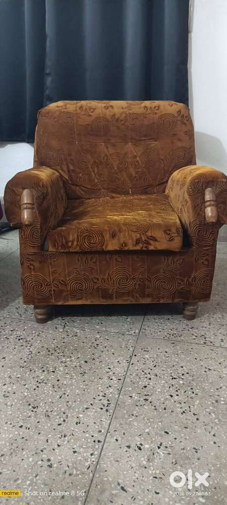 Single Seater Sofa