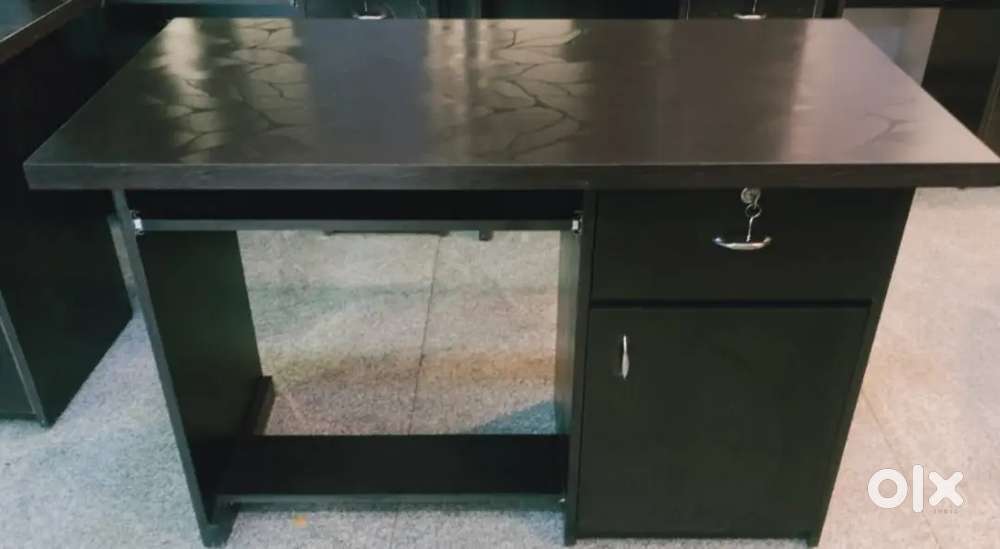 Computer table one month old 3500