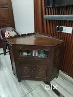 Corner Table (Fine Carving)