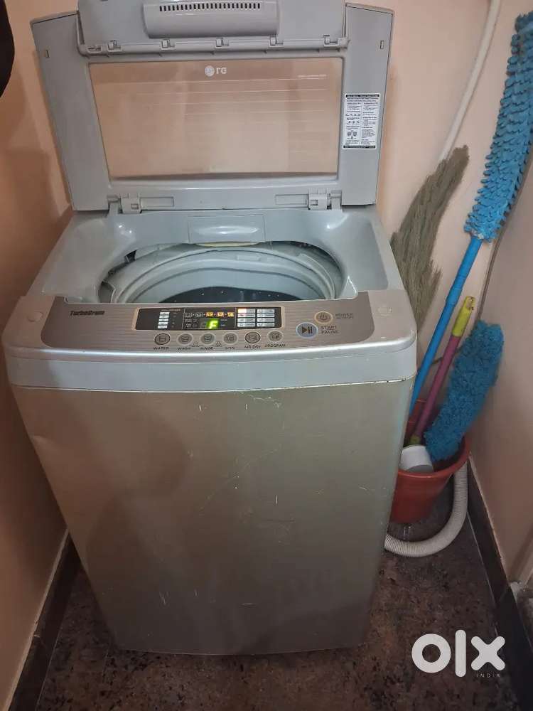 LG fully automatic washing Machine top load at 5000/-