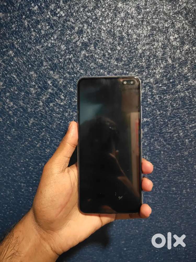 Vivo v19,mistic silver,8 GB ram 256 storage,