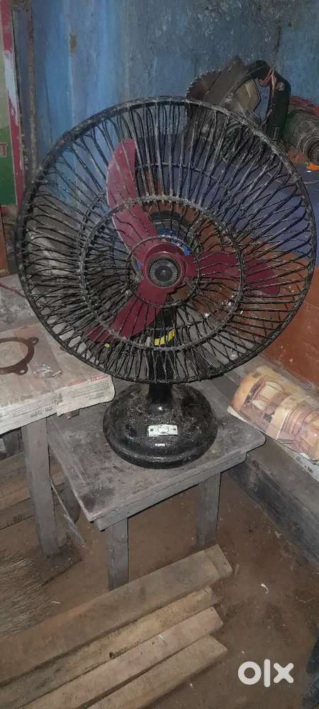 Table fan old