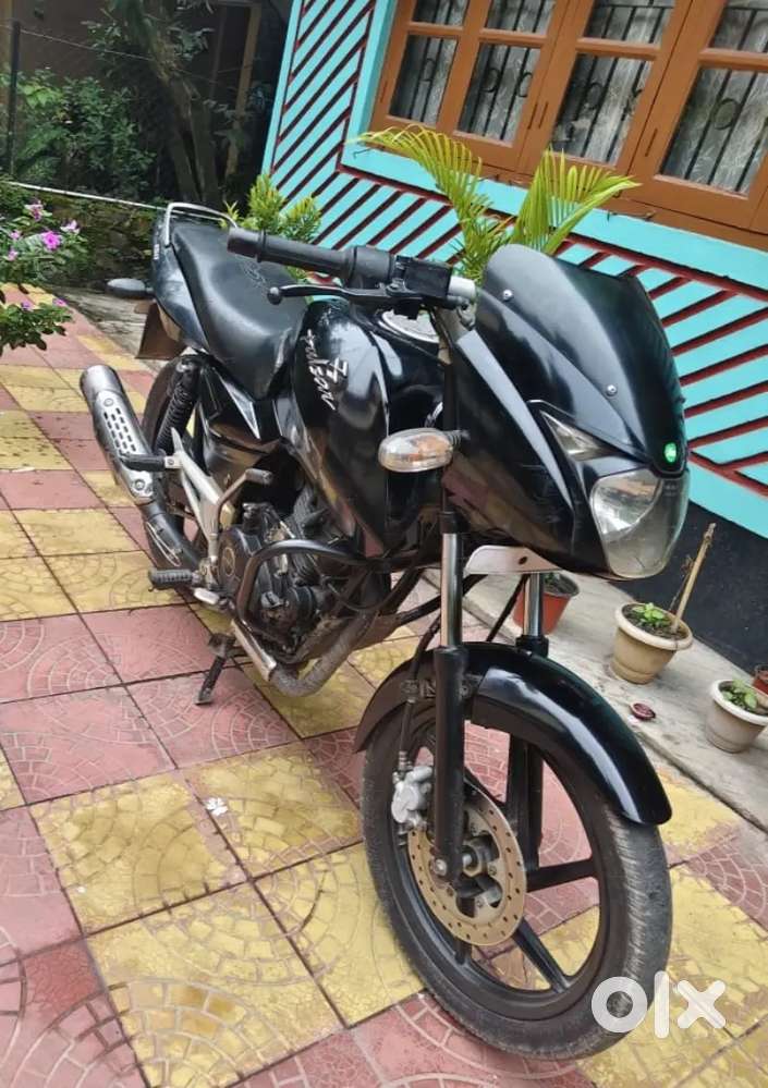 Pulsar 150 2011 year with all papers update Noc is there