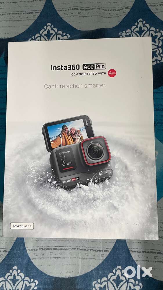 Insta360 Ace pro (Adventure combo)