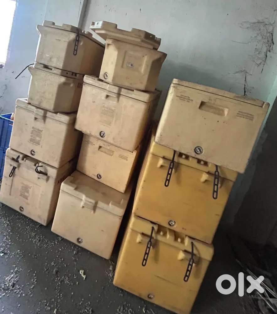INSULATED SHIPPER BOX