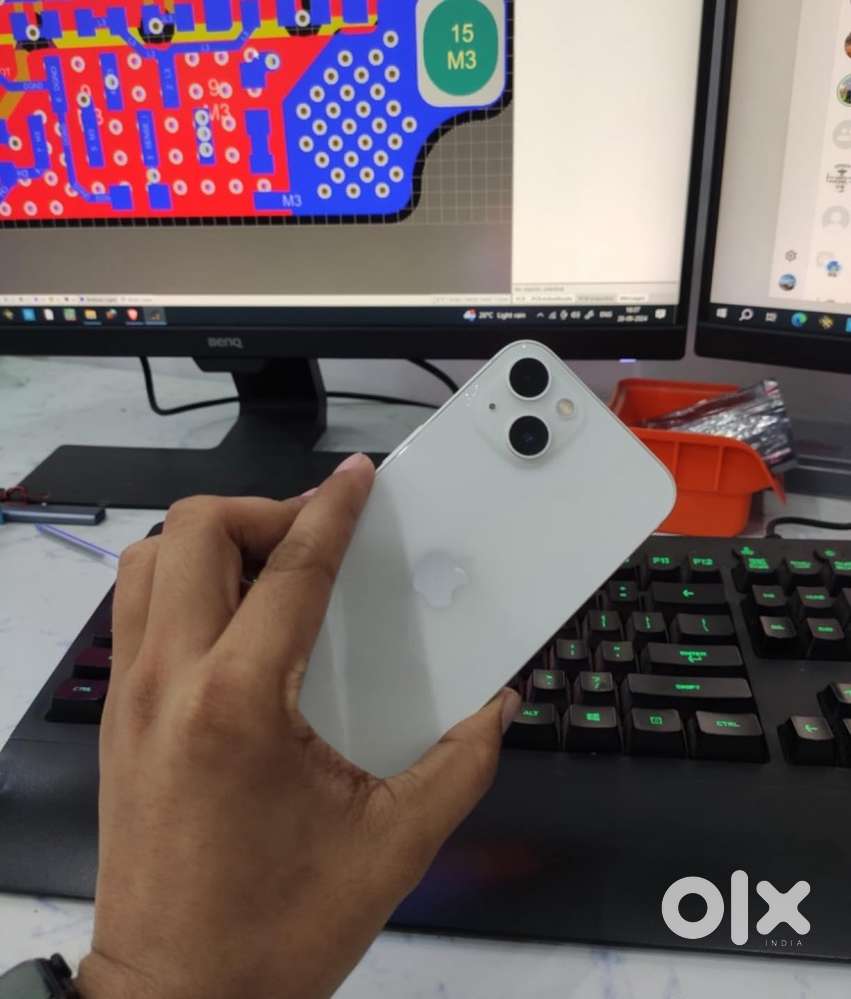 Apple iPhone 13,128gb with bill box warranty data cable charger yes.