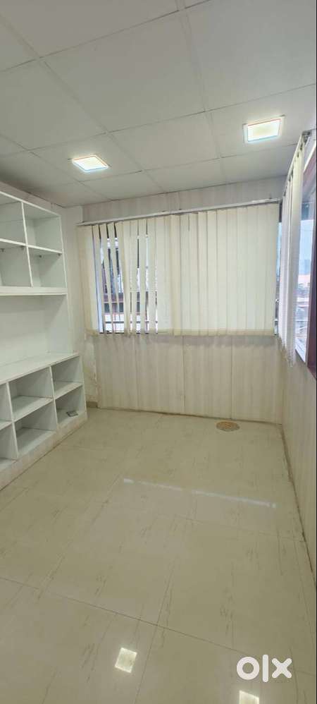 Semi Furnished Office for Rent – Upper Bazar
