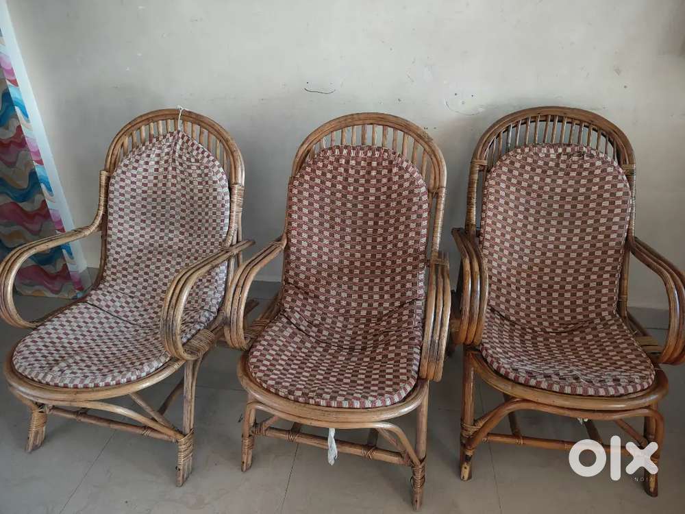 We are thinking to purchase sofa set so, we want to sell.