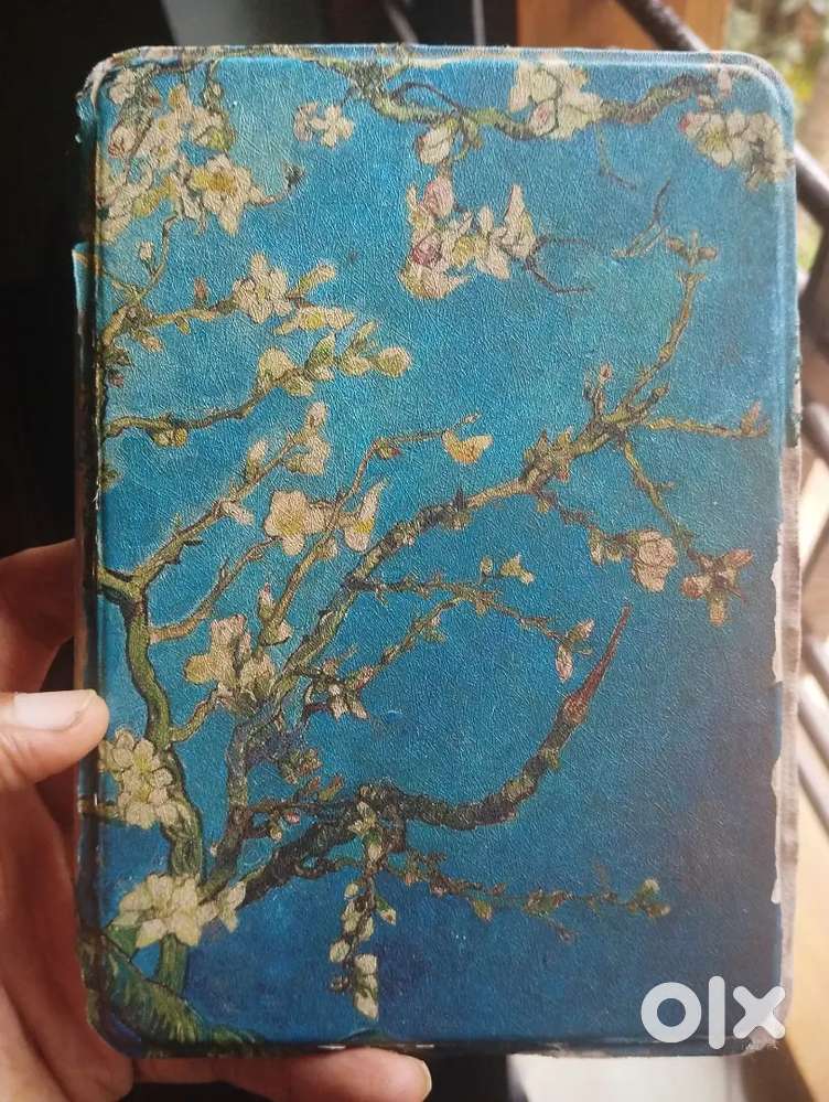 Amazon kindle paperwhite 10th generation with dark mode