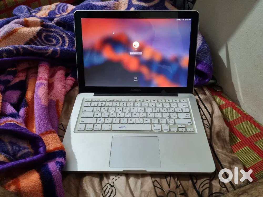 Apple mac book pro
