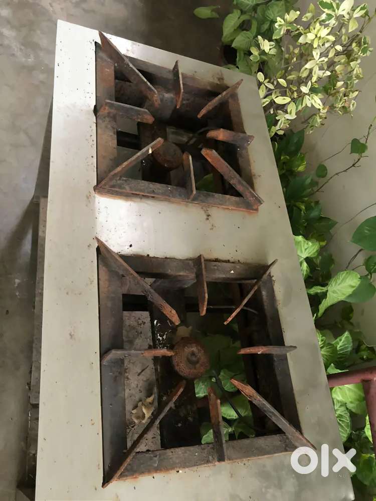 For Sale: High-Quality Gas Stove!