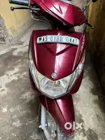 Yamaha scooty