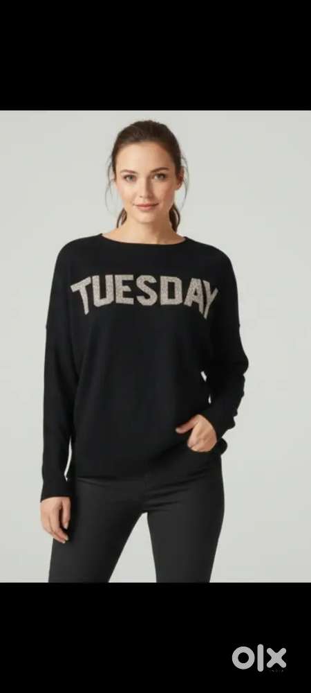 Ladies T-shirt Mix Lot – ₹100 Only (Wholesale Offer)