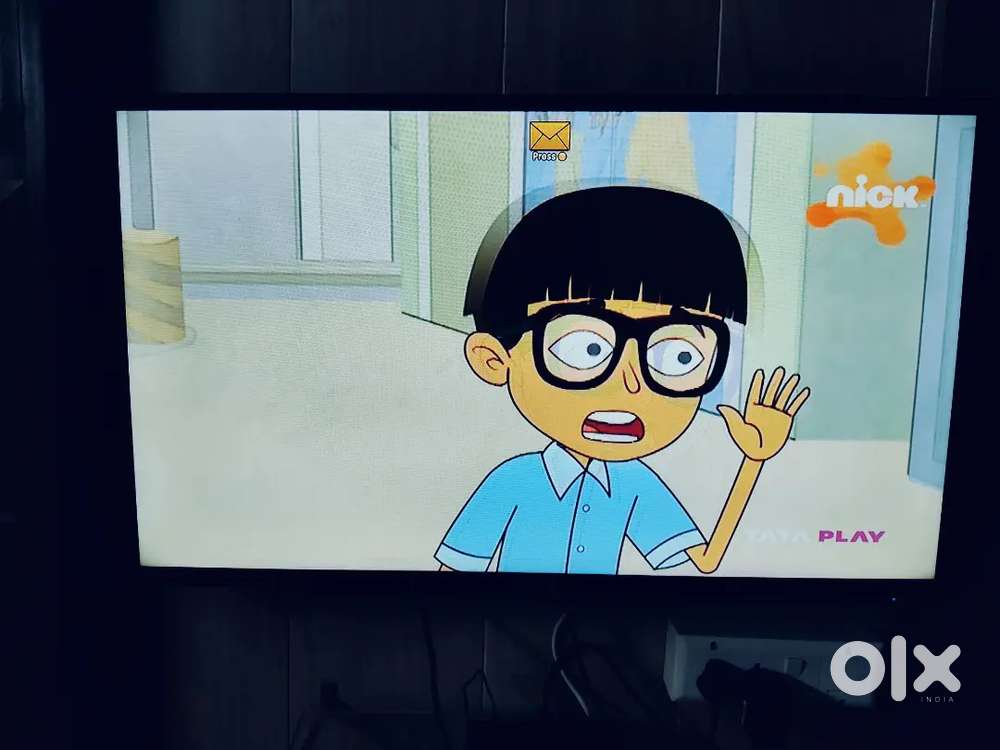 Lloyd TV 42 inch non smart led