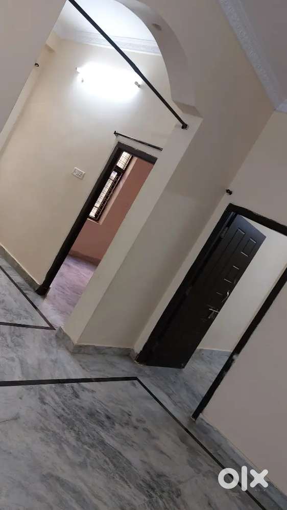 2bhk flat for rent with all facilities with tube lights  cellling fan
