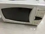 LG Microwave in good condition for sale