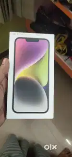 Pixel 6A & Iphone 14 box