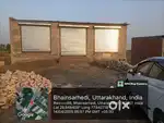 Plot with building on roorkee-haridwar highway