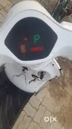 Benling Aura EV scooter