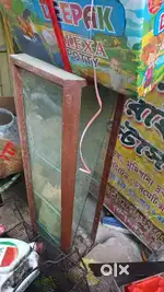 Dokan er new condition e side showcase for sell.