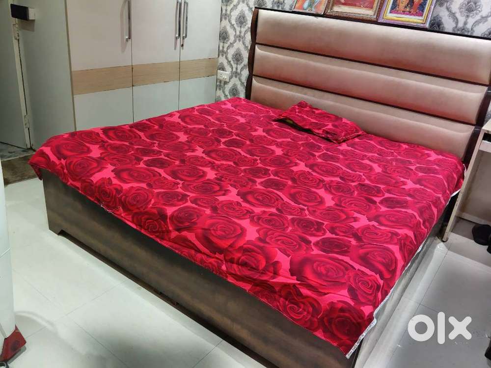 Modern double bed for sell